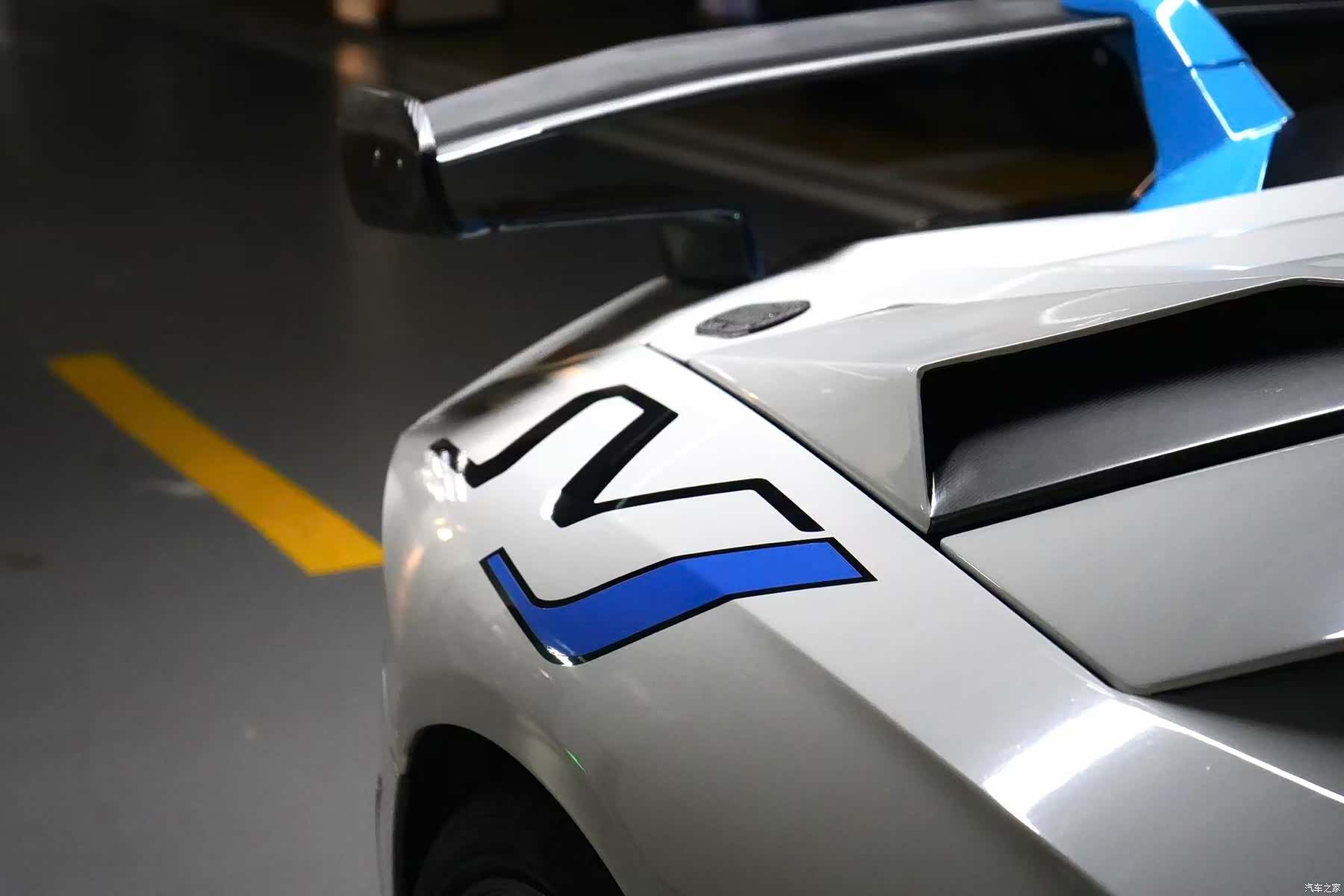 Lamborghini Aventador, 2012 8