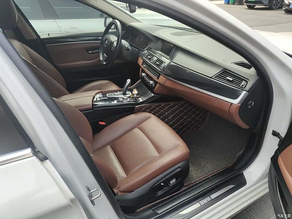 BMW 5 Series, 2017 25