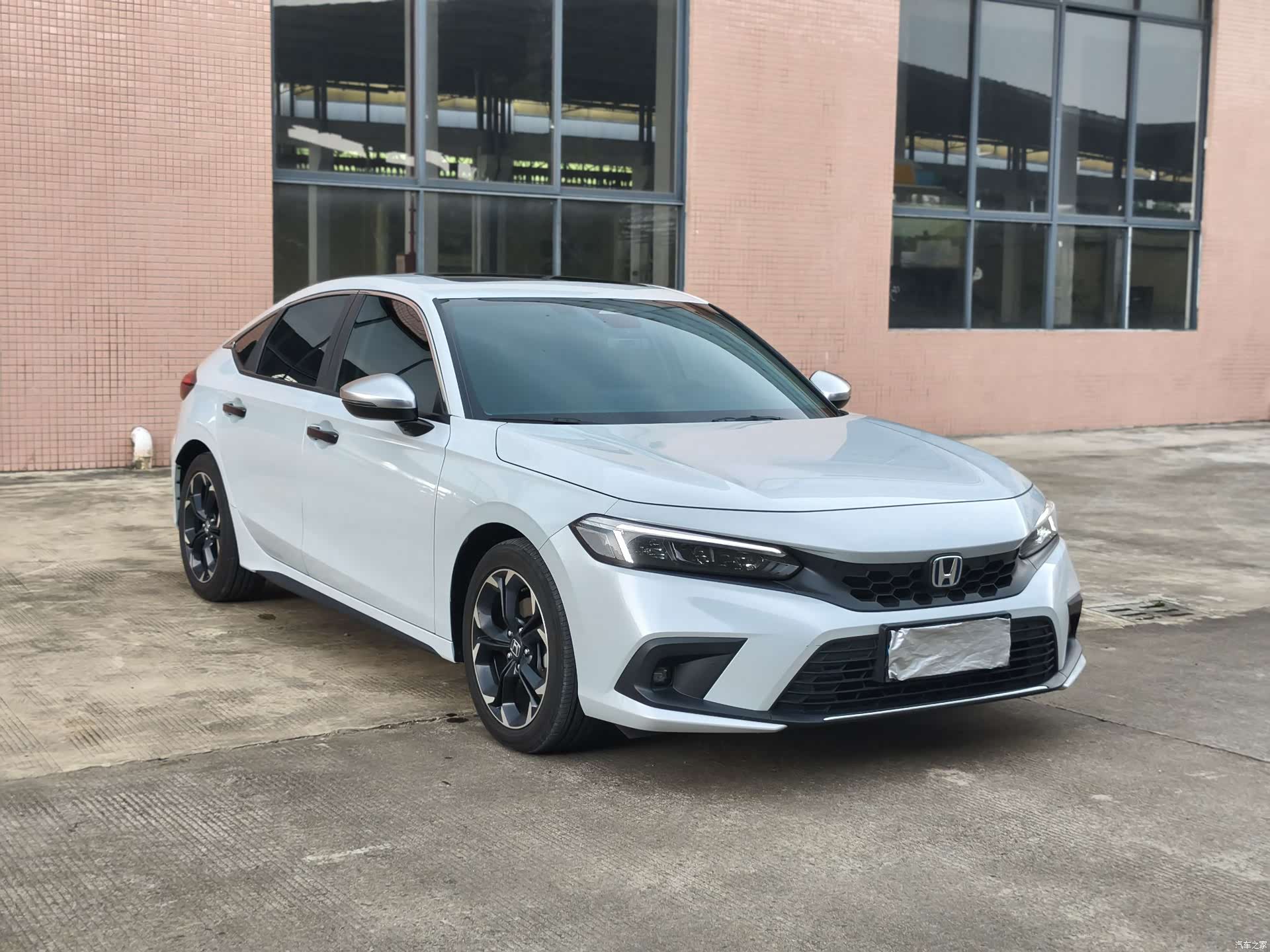 Honda Civic, 2025 3