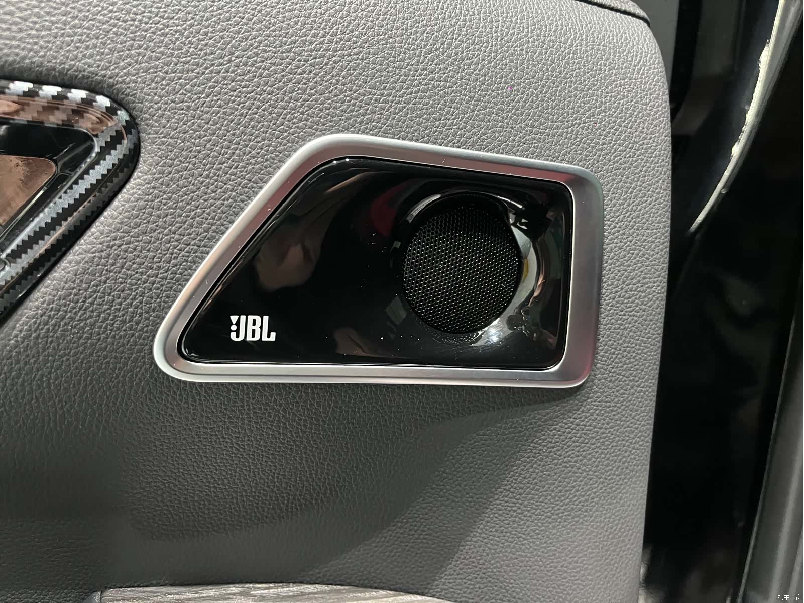 Toyota Land Cruiser, 2023 14