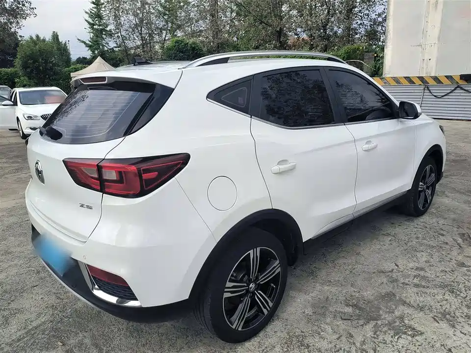MG ZS