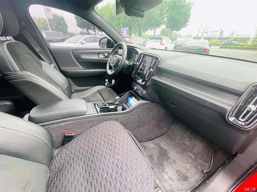 Volvo XC40, 2019 14