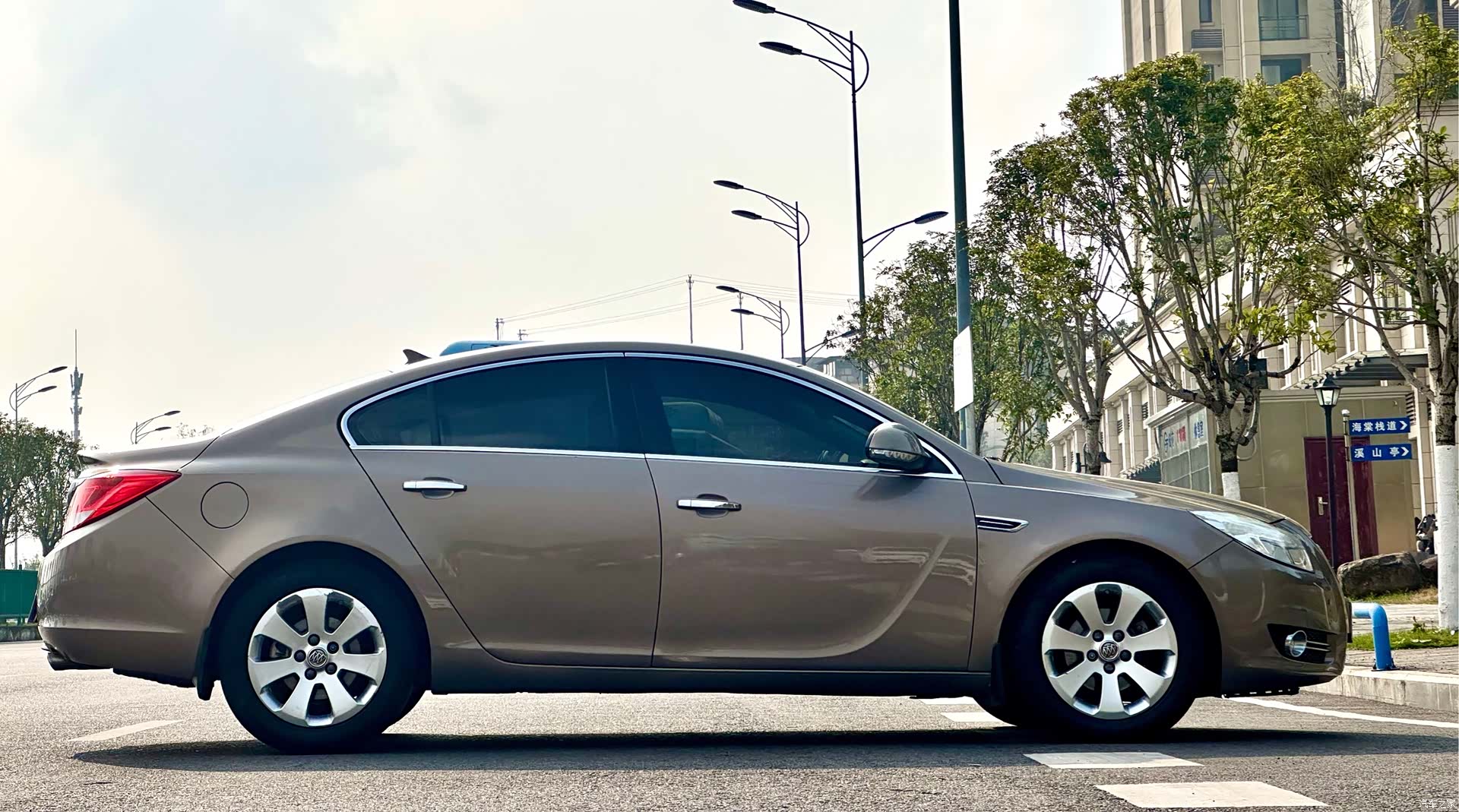 Buick Regal, 2011 10