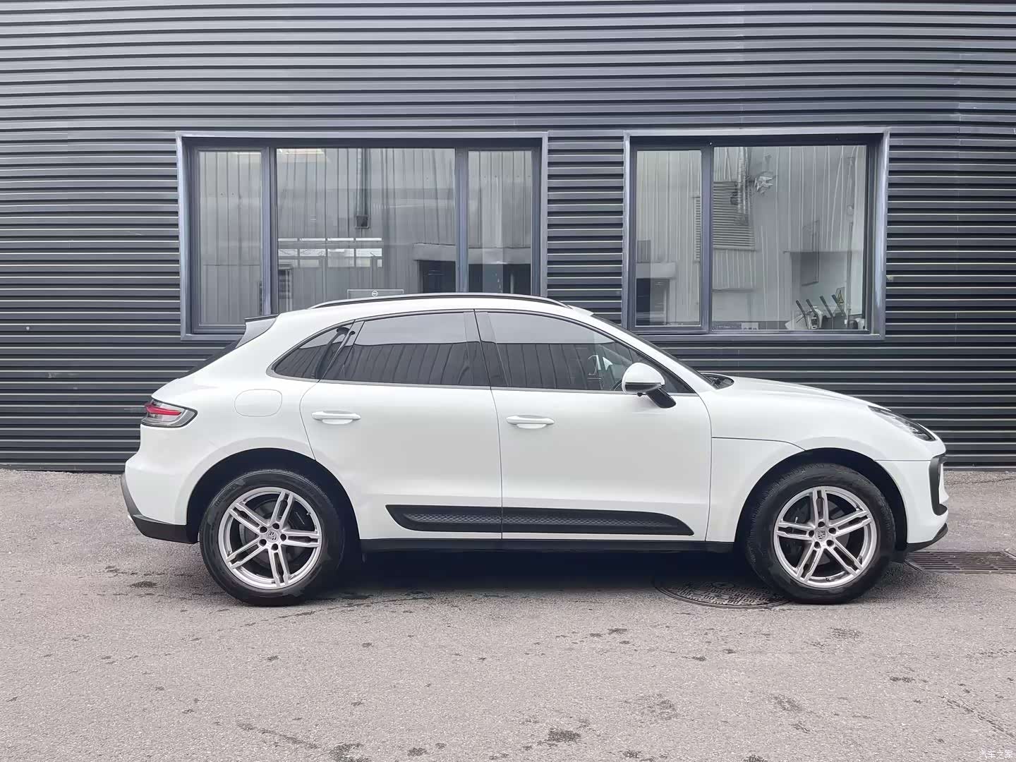 Porsche Macan, 2025 4