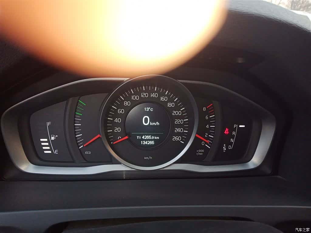 Volvo S60, 2014 9
