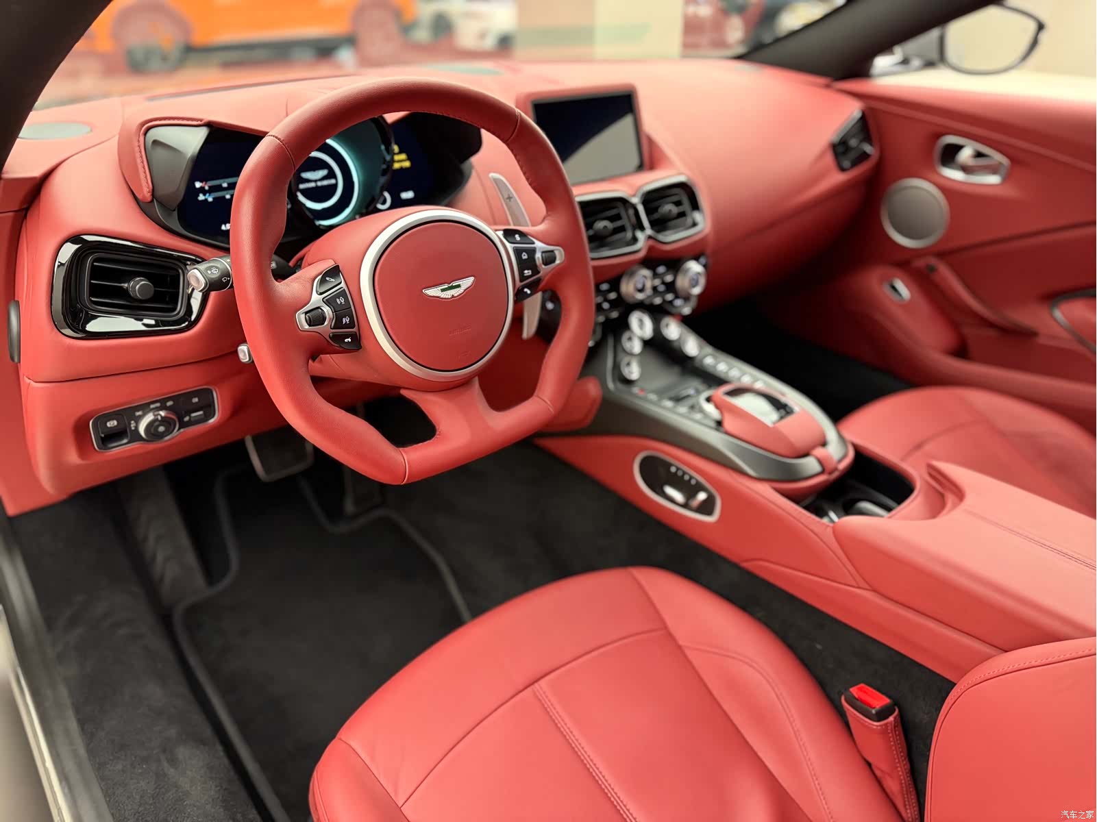 Aston Martin Vantage, 2022 8