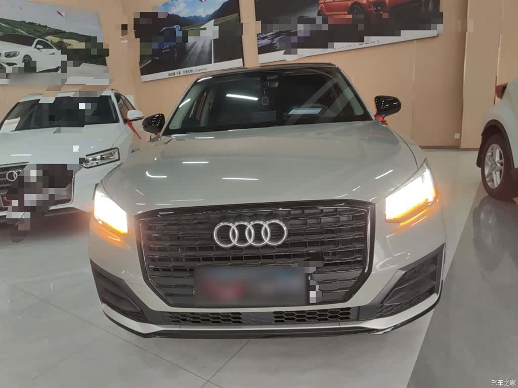Audi Q2L, 2019 19