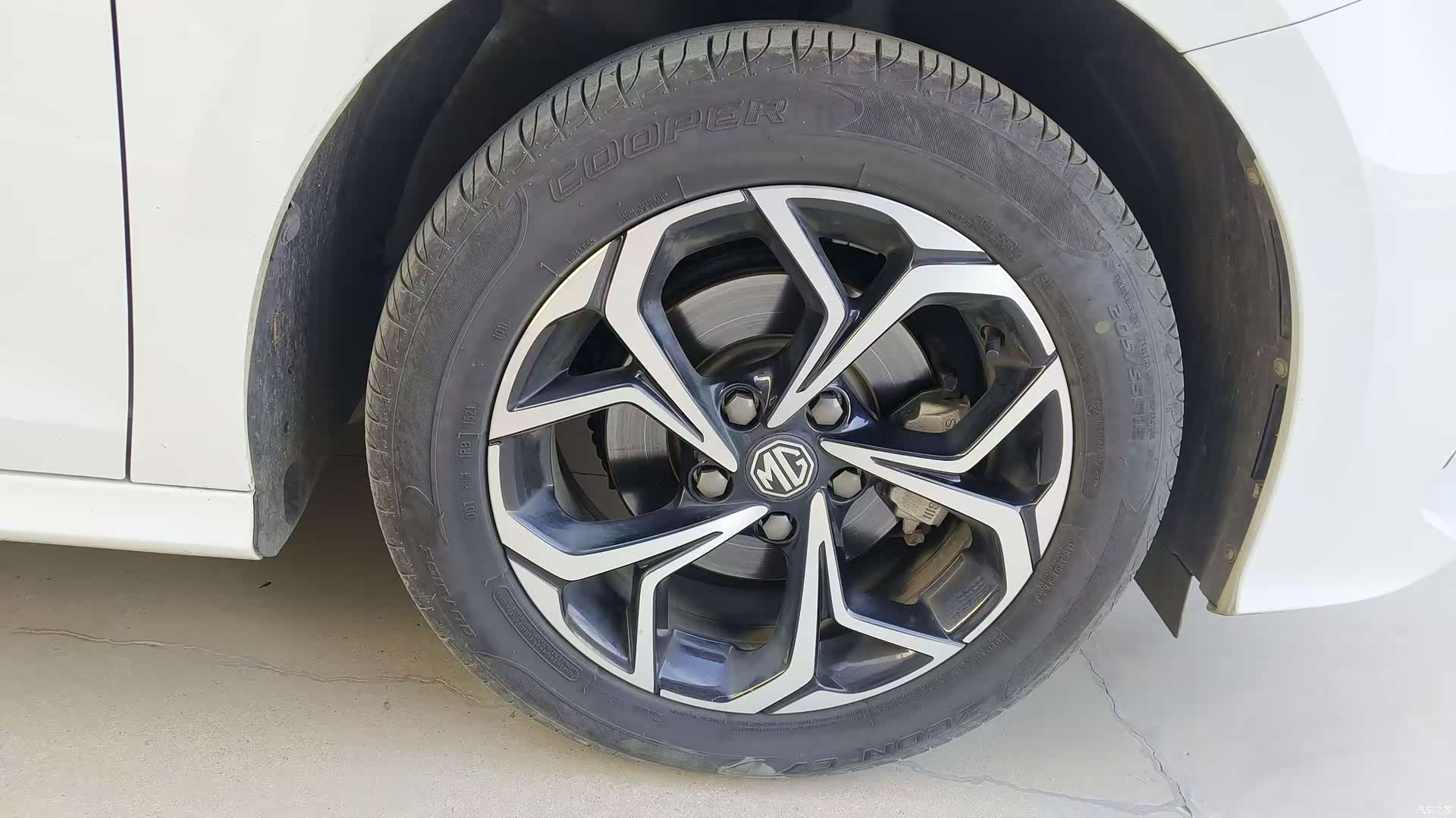 MG MG5, 2021 14