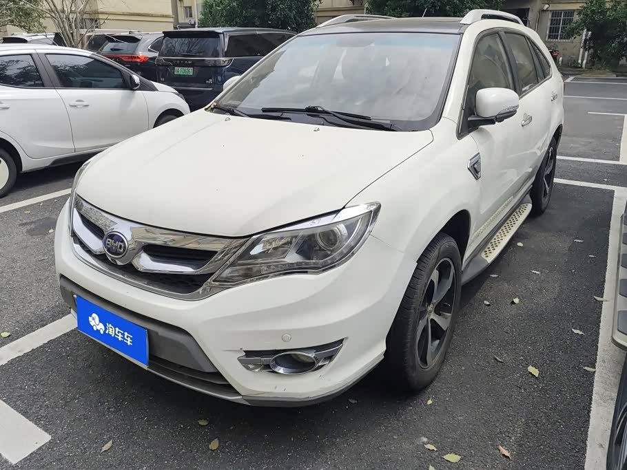 BYD S7