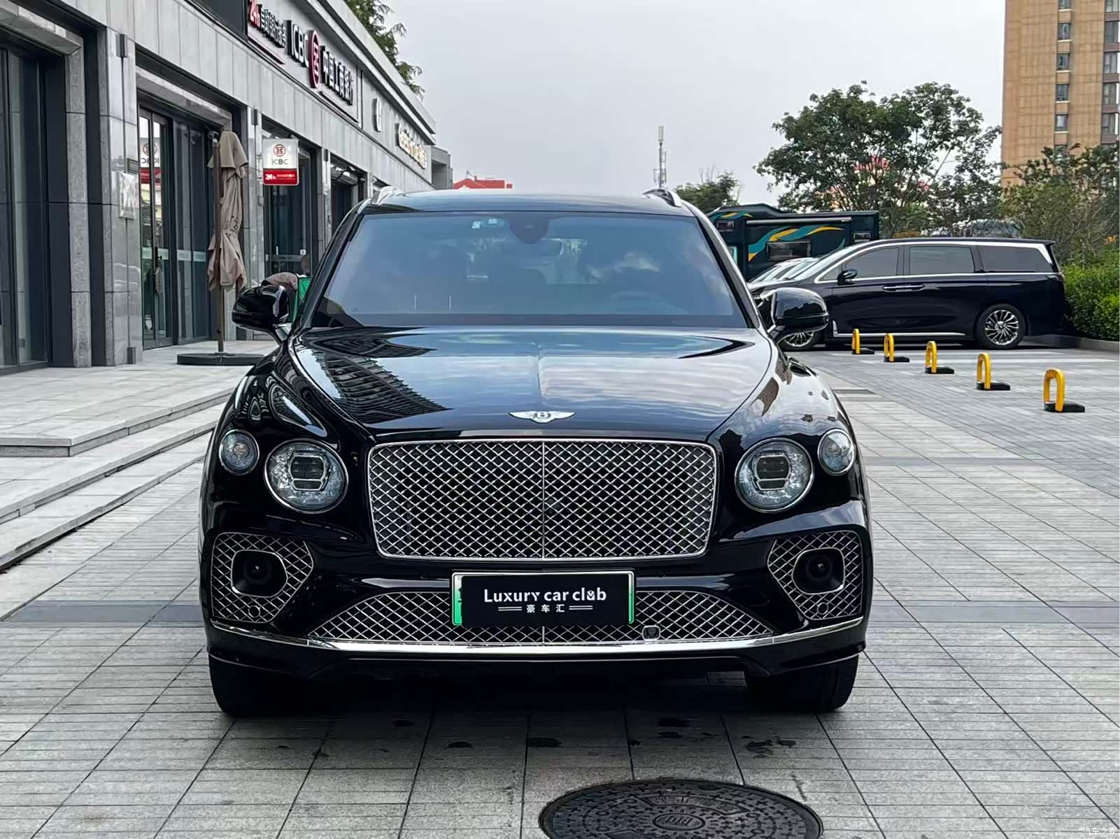 Bentley Bentayga, 2021 2