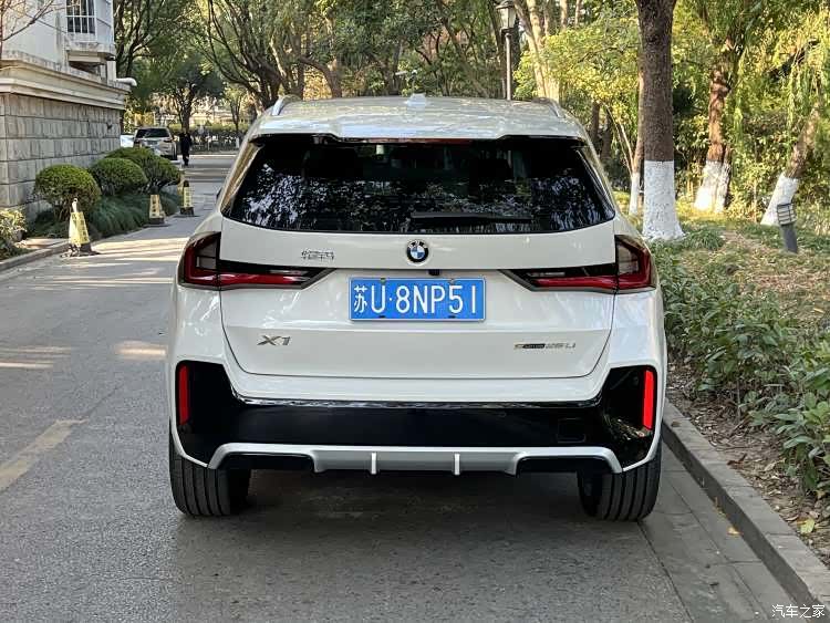 BMW X1, 2024 все фото