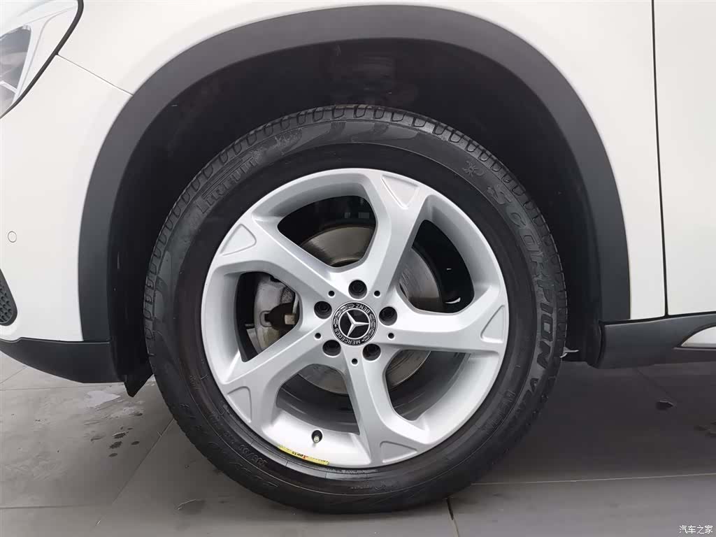 Mercedes-Benz GLA, 2019 17