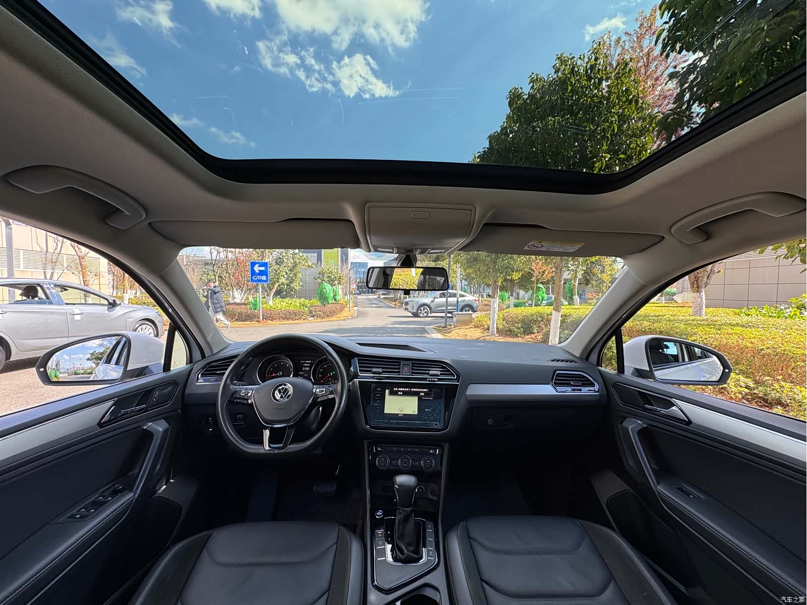 Volkswagen Tiguan L, 2021 11