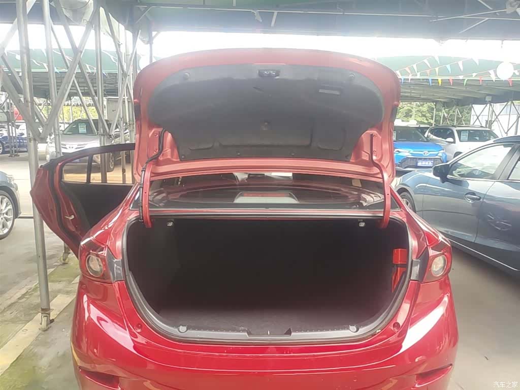 Mazda Mazda3, 2018 19