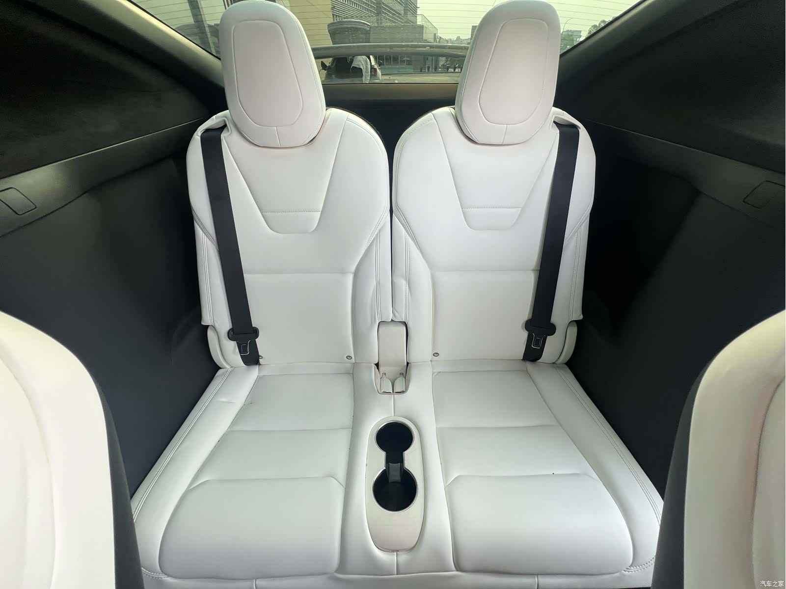 Tesla Model X, 2017 15
