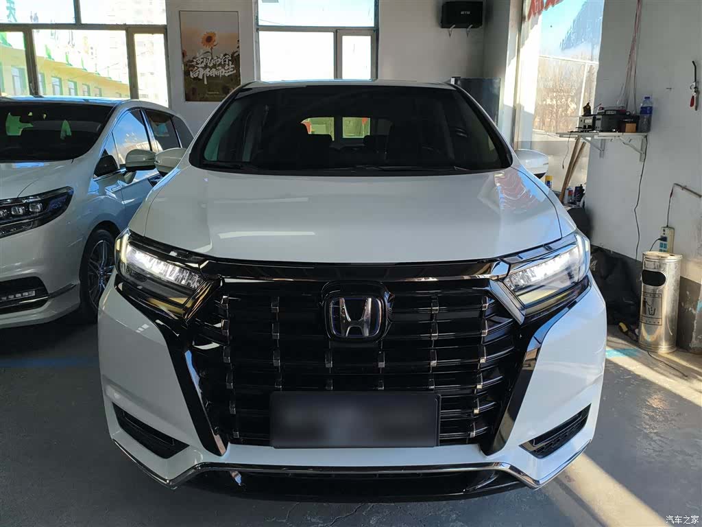 Honda Elysion, 2022 3