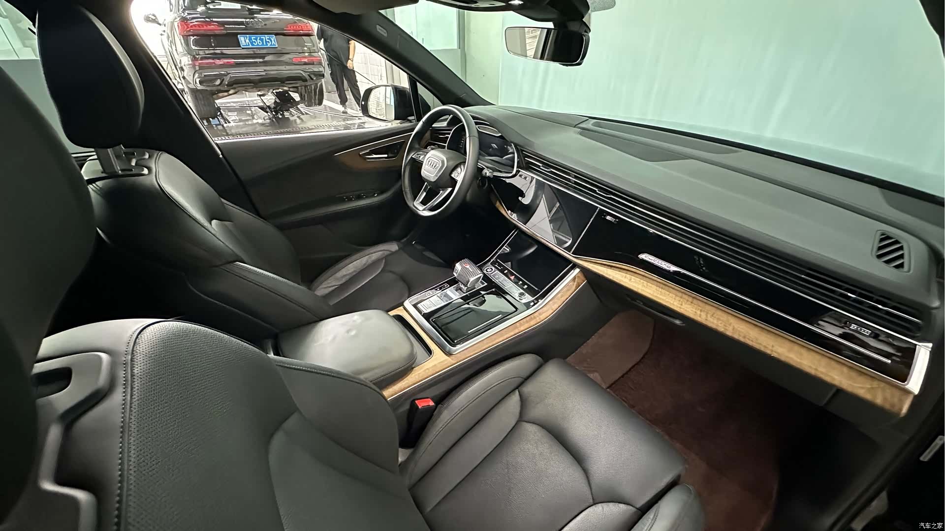 Audi Q7, 2021 8