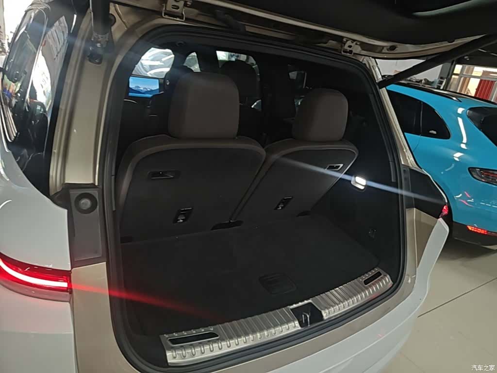 Li Auto L9, 2024 19