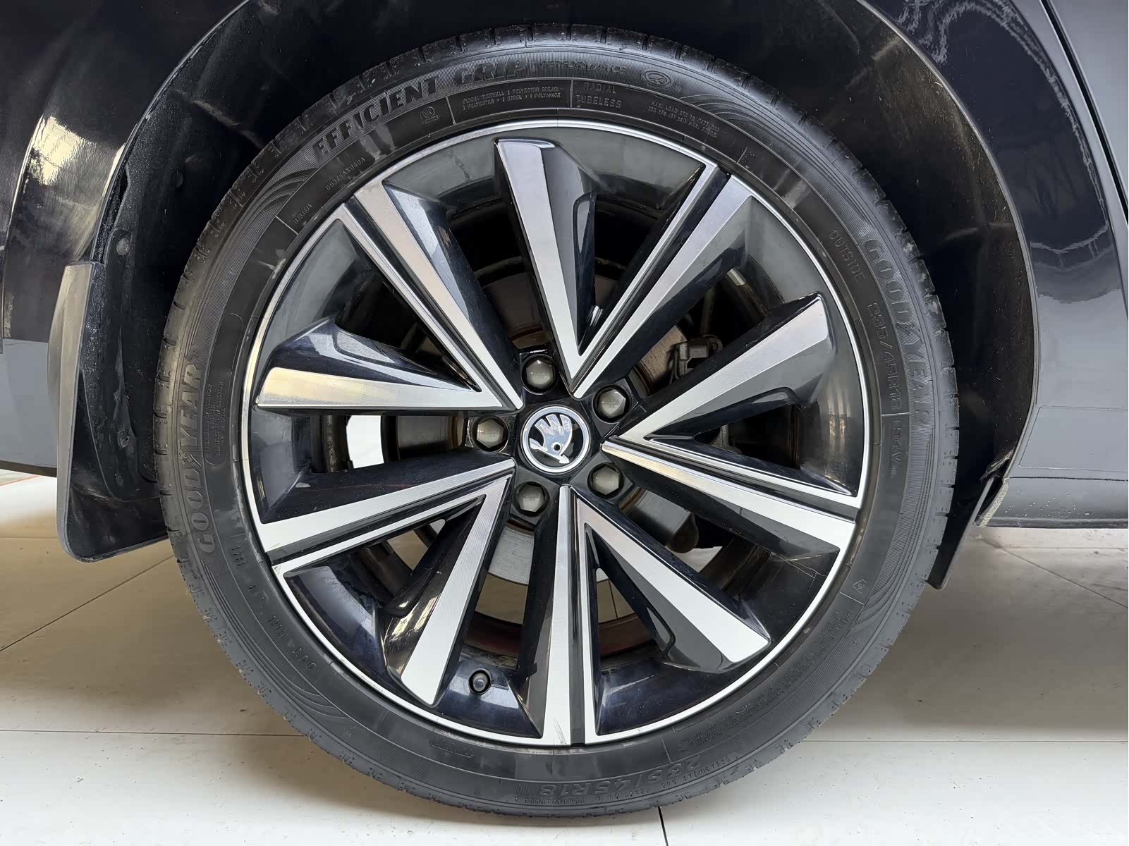 Skoda Superb, 2023 8