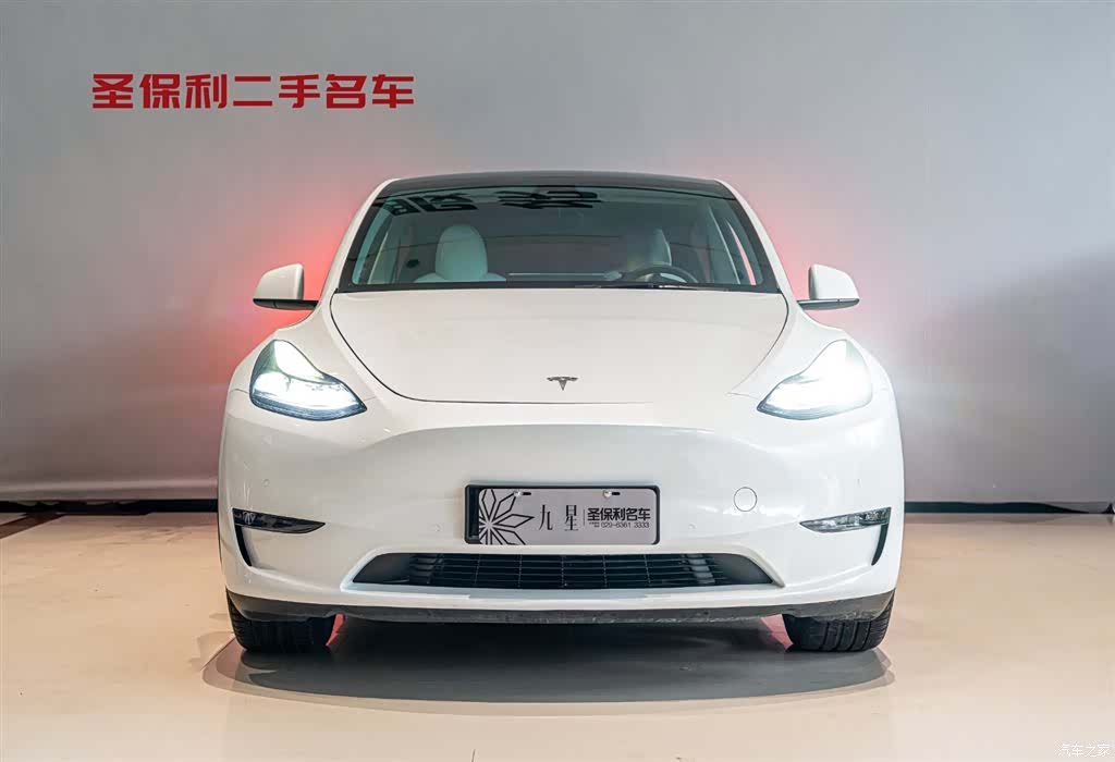 Tesla Model Y, 2023 2