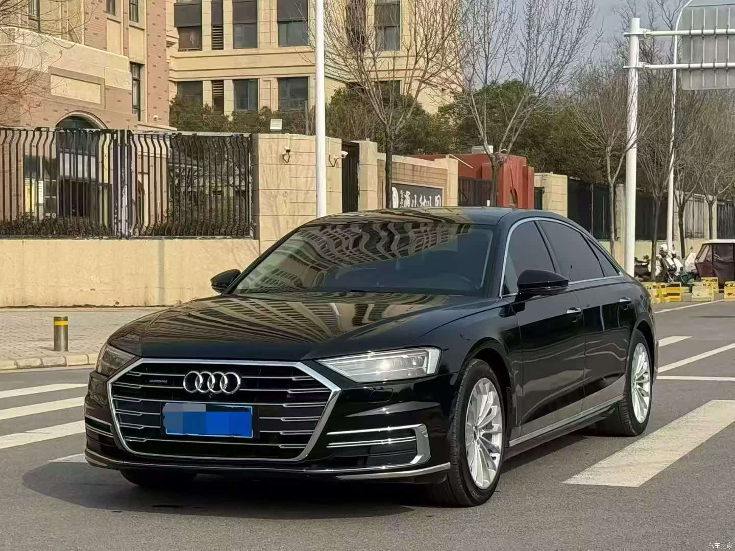 Audi A8L, 2018 1