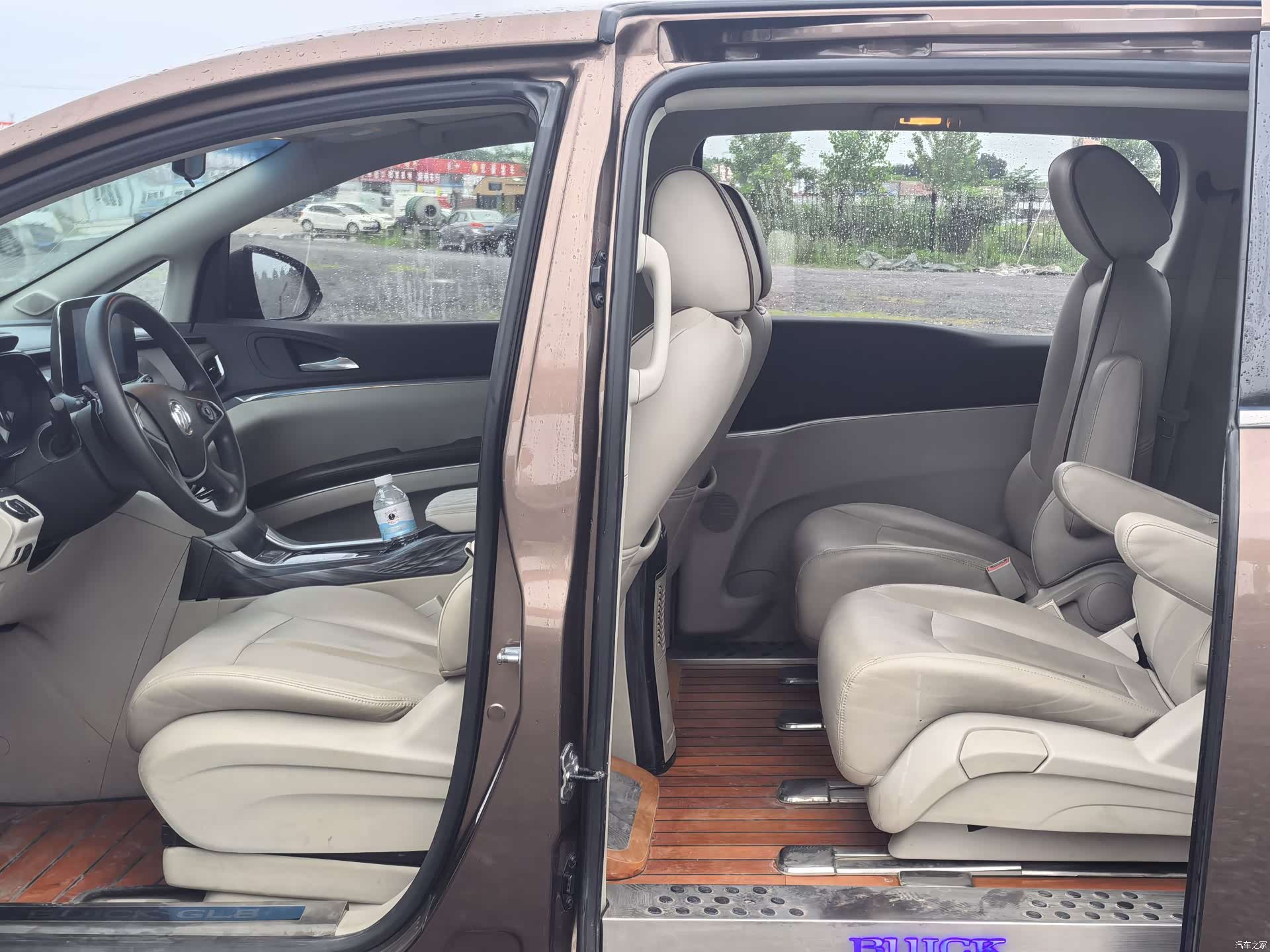 Buick GL8, 2020 все фото