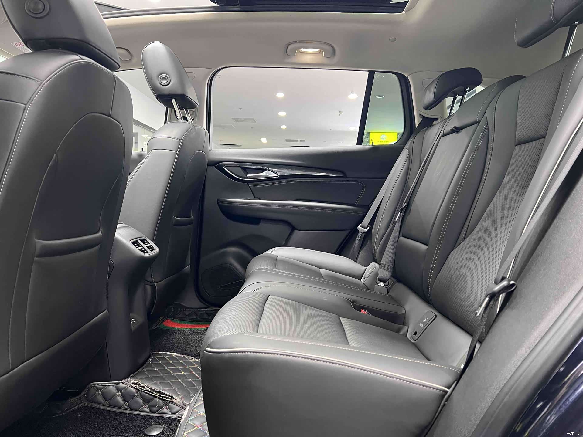 Buick Envision Plus, 2021 18