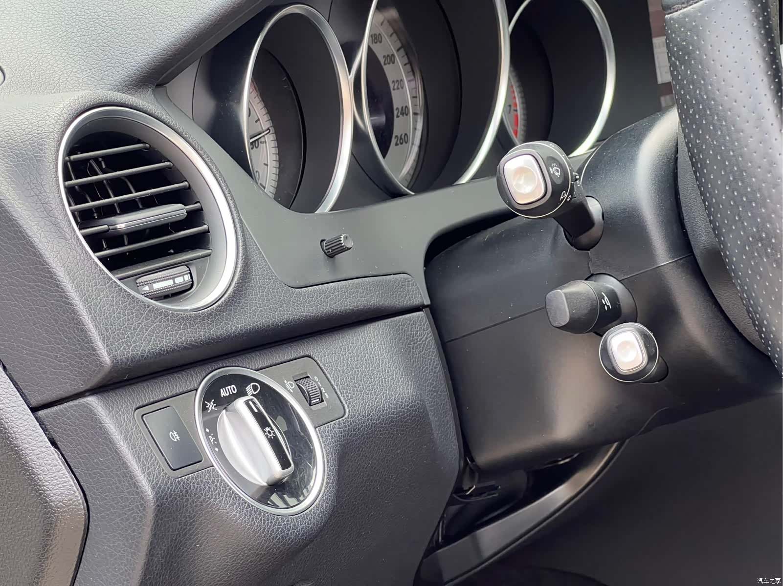 Mercedes-Benz C-Class, 2012 15