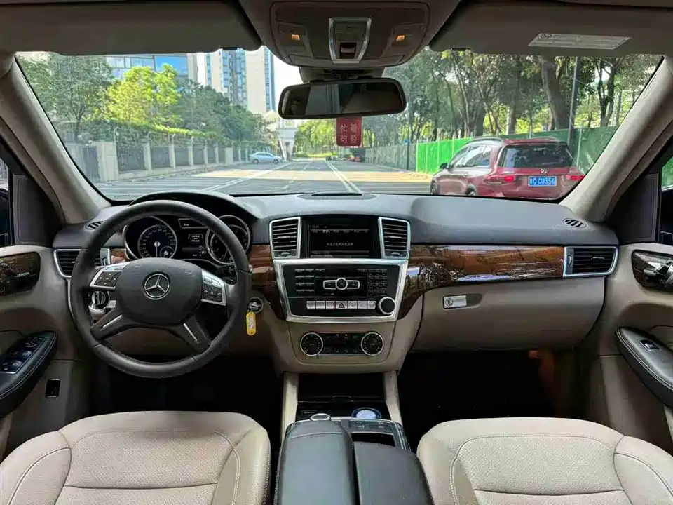 Mercedes-Benz M class