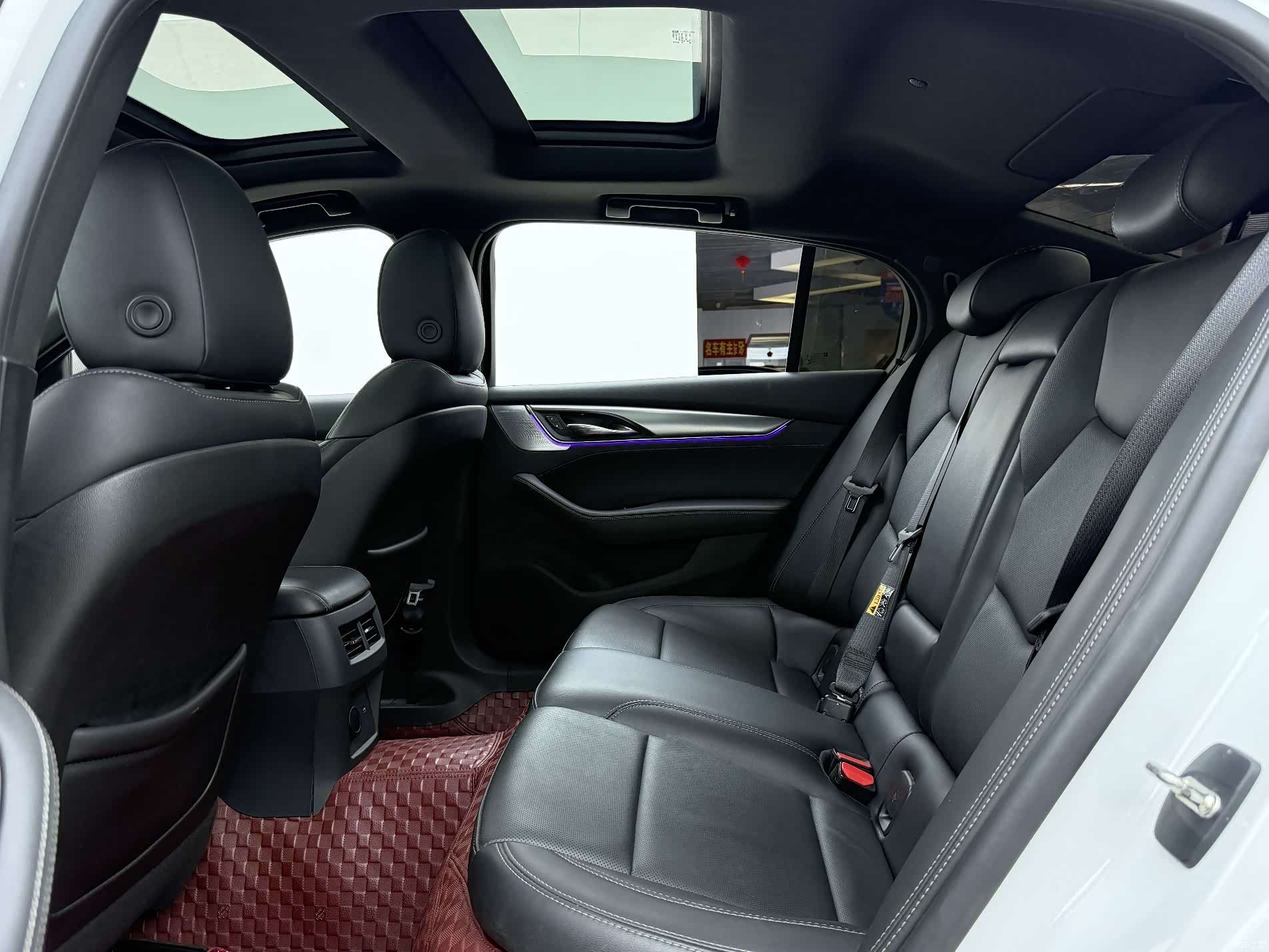 Cadillac CT5, 2021 все фото