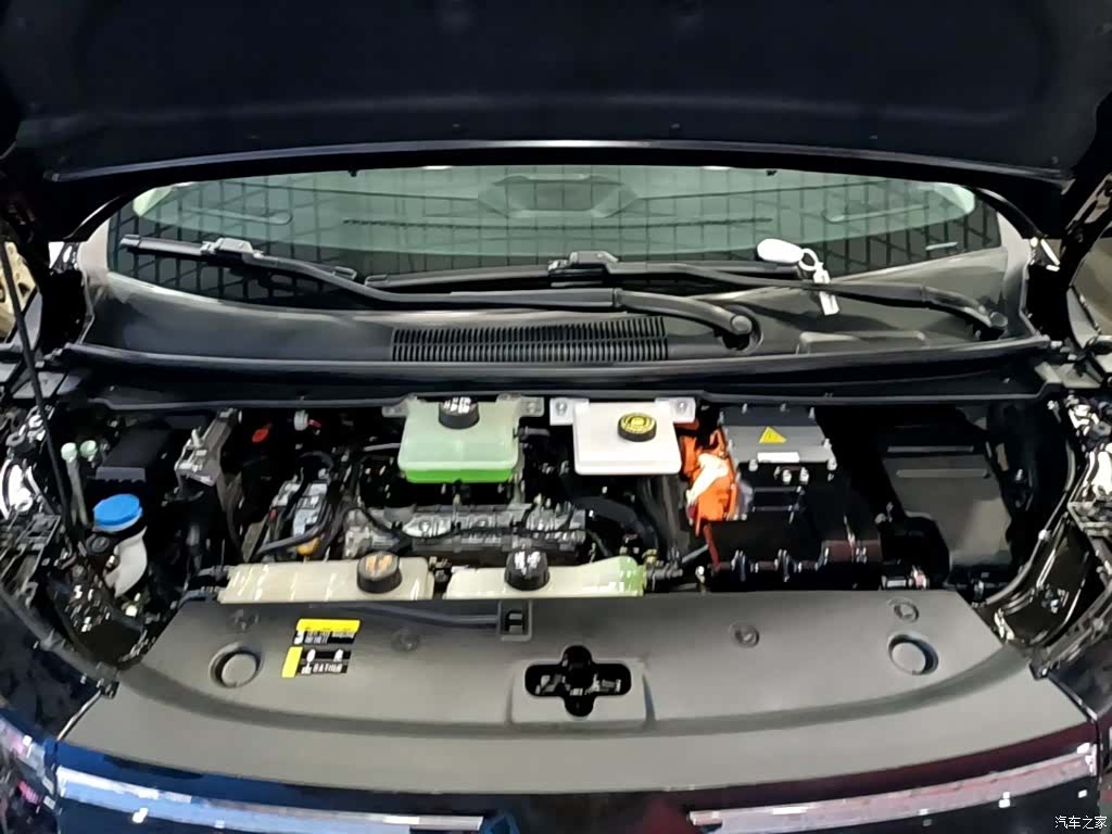 Trumpchi E8, 2024 20