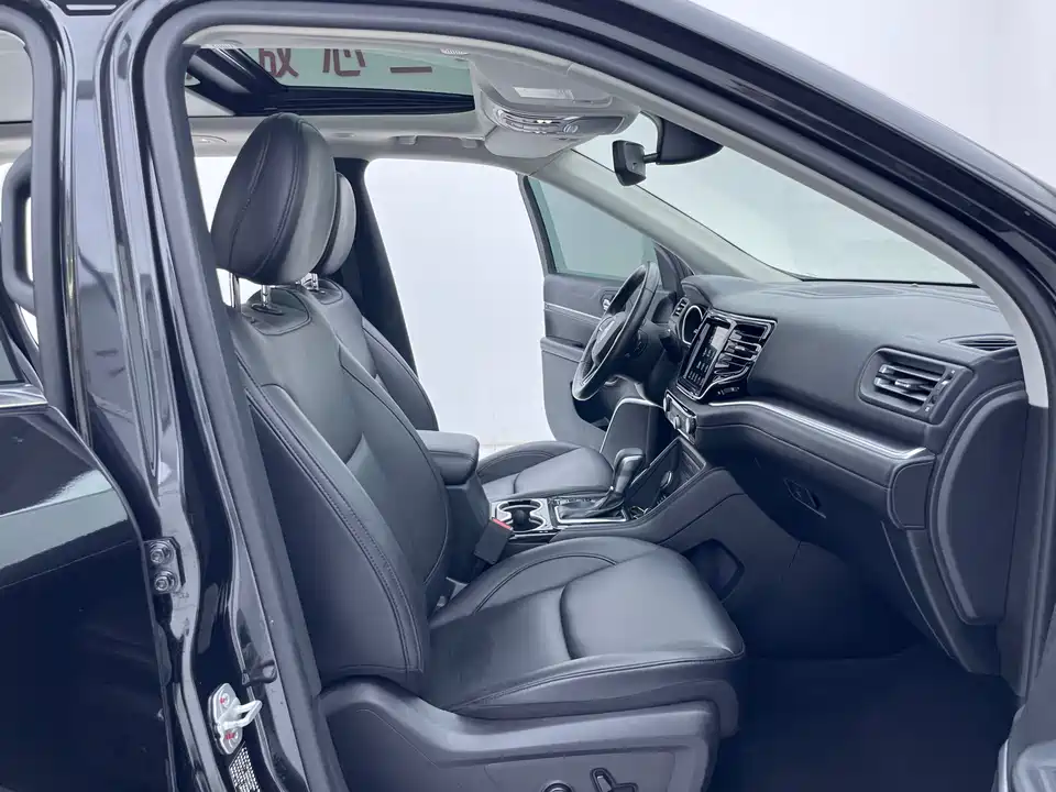 Jeep Grand Commander