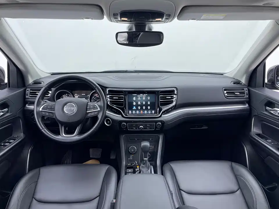 Jeep Grand Commander