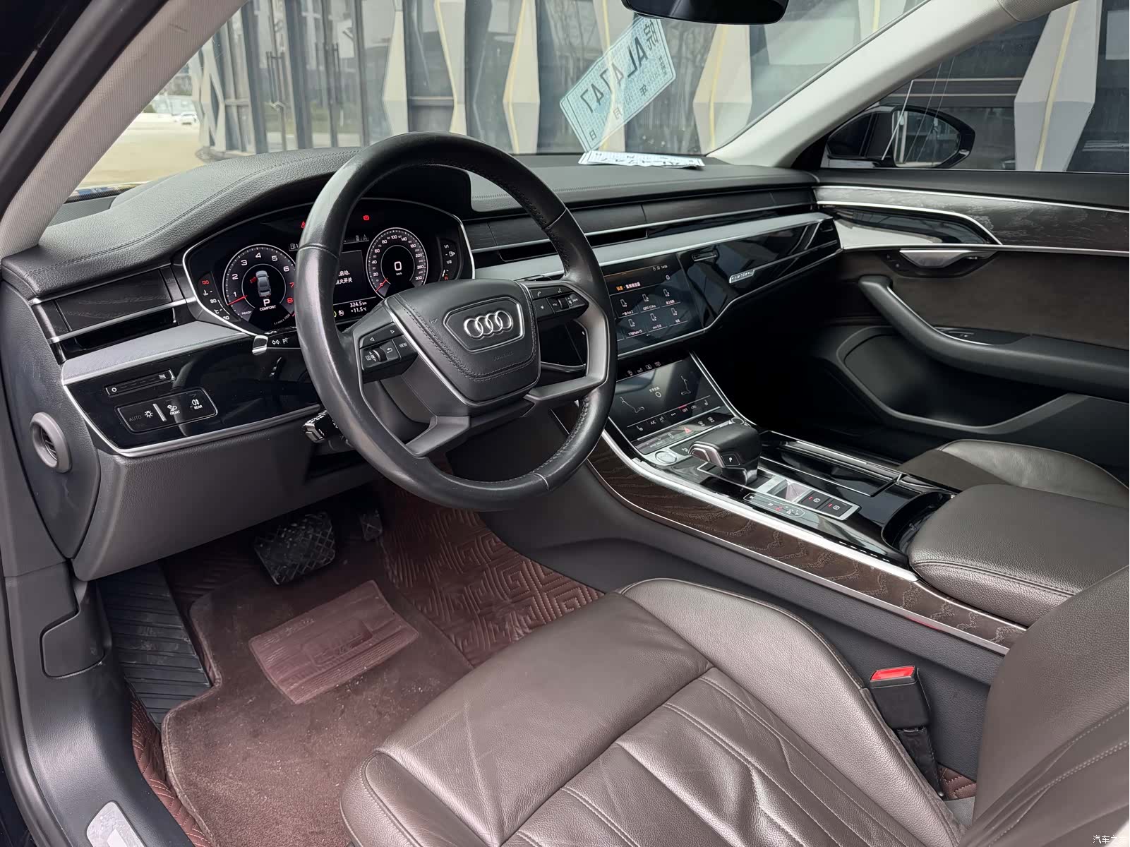 Audi A8L, 2019 9