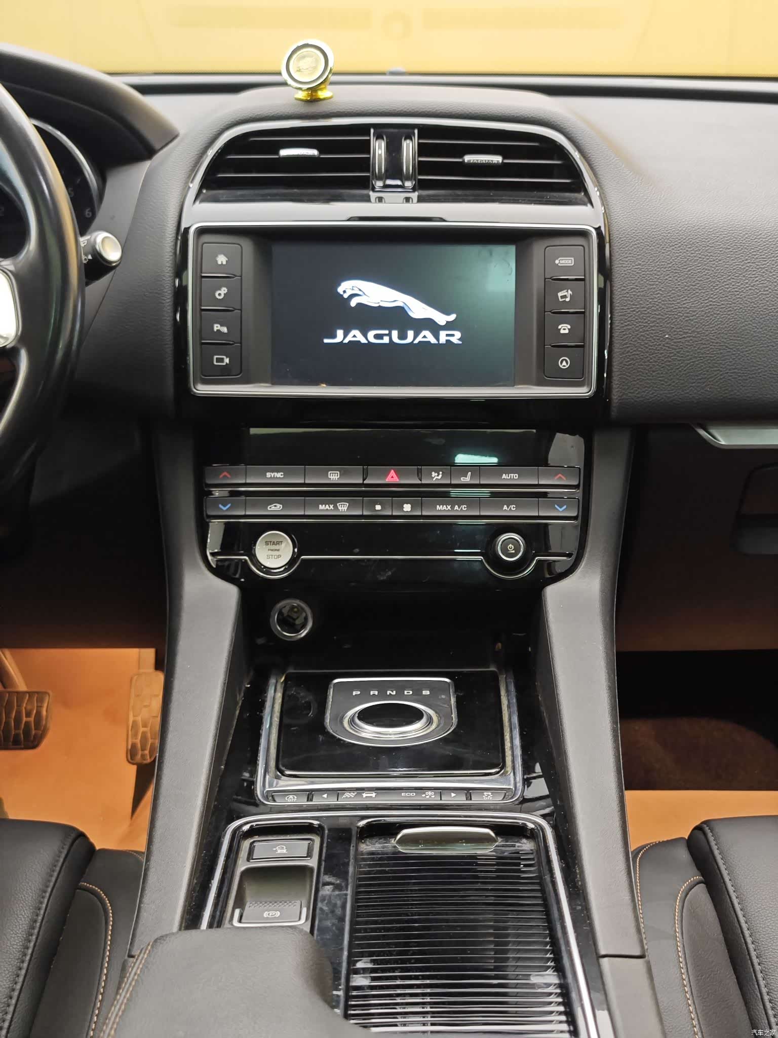 Jaguar F-PACE, 2018 20