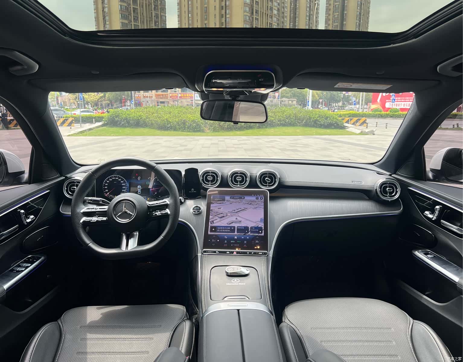 Mercedes-Benz C-Class, 2023 8
