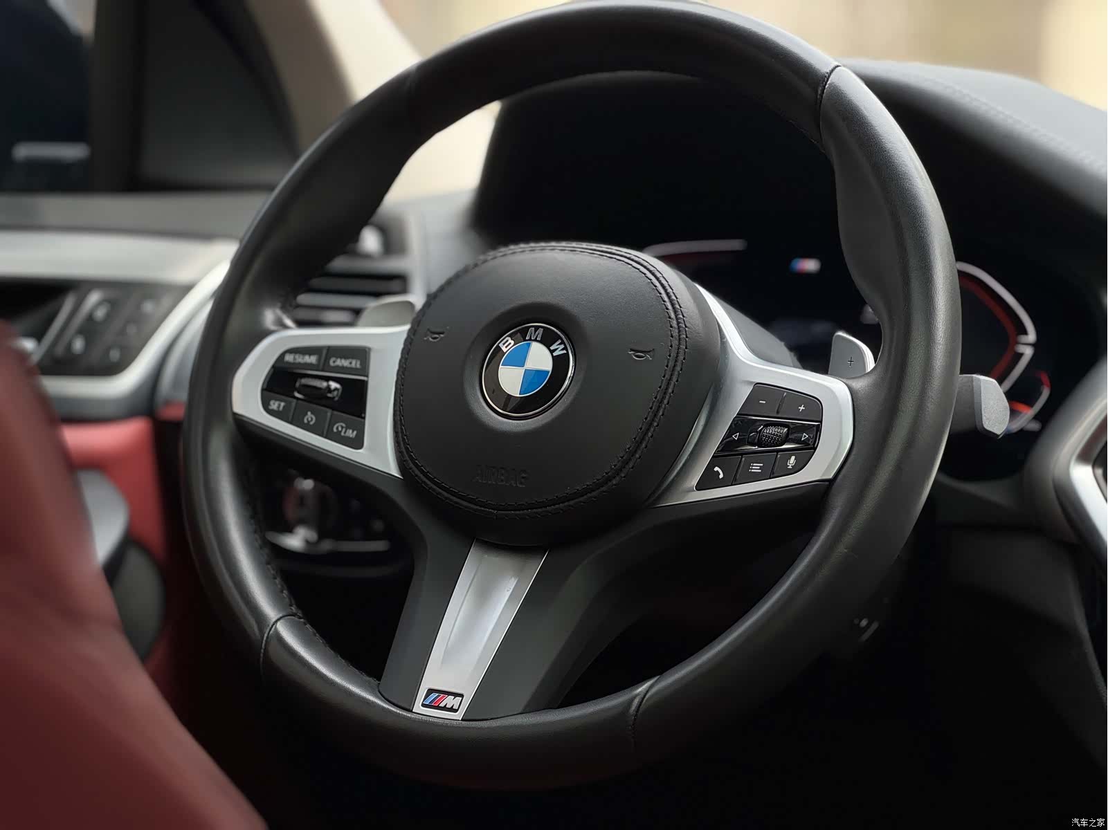 BMW X4, 2025 10