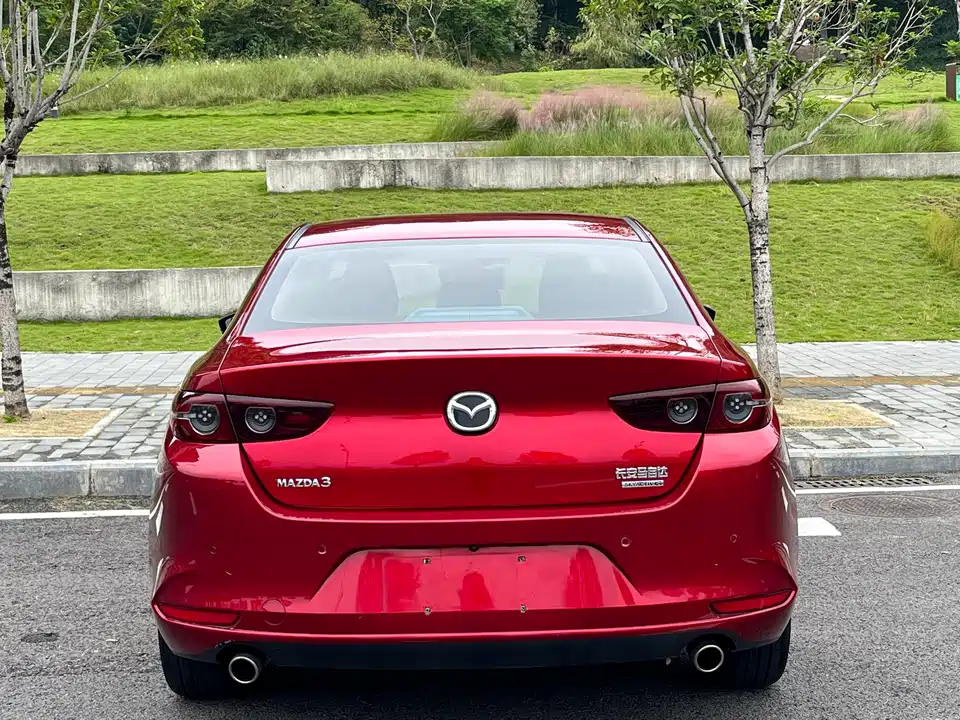 Mazda 3 Angkesaila