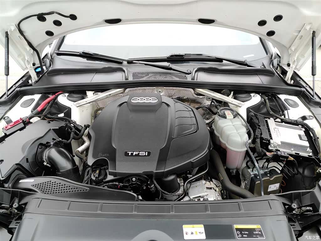 Audi A4L, 2021 19