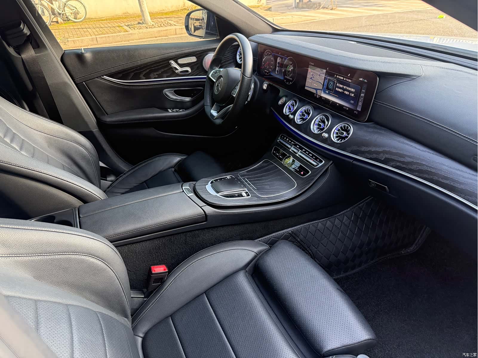Mercedes-Benz E-Class, 2018 11