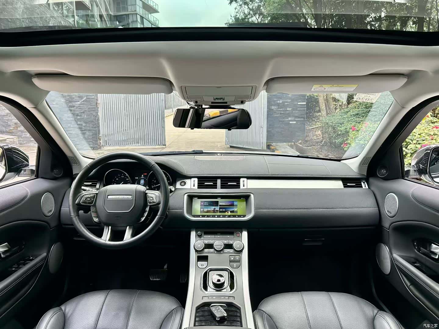Land Rover Range Rover, 2018 все фото