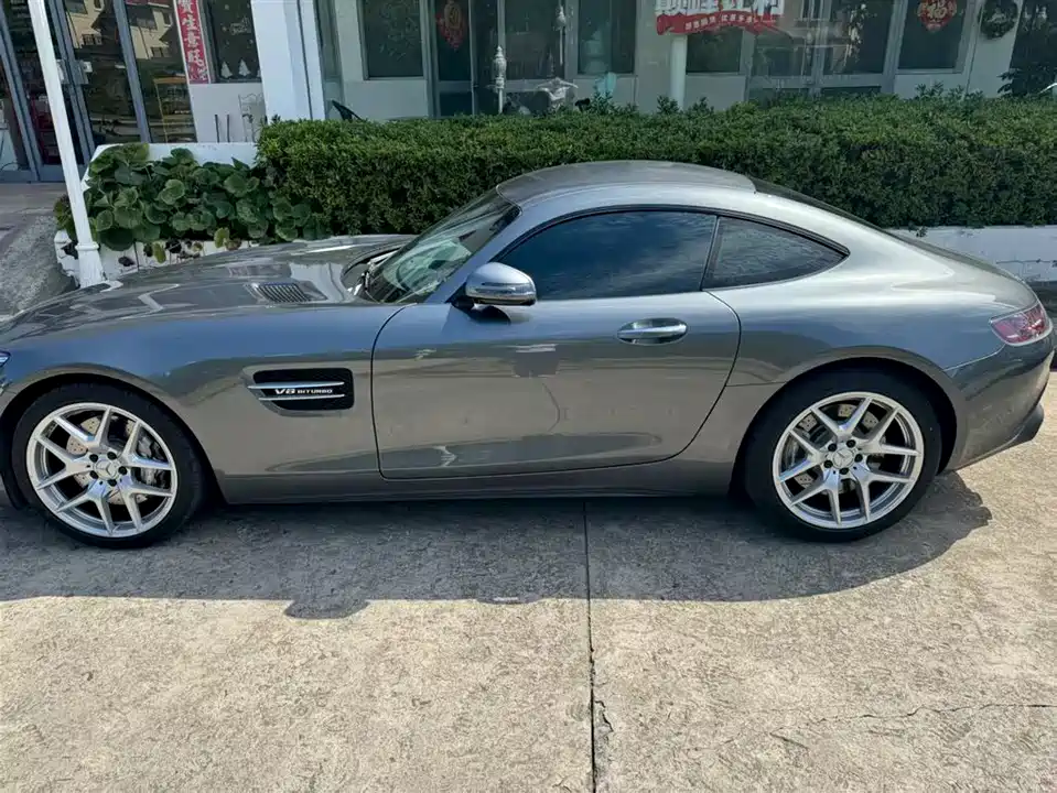 Mercedes-Benz AMG GT