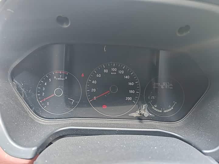 BAIC Huansu S3 2016 S3 L 1.5L МКПП zun xiang xing
