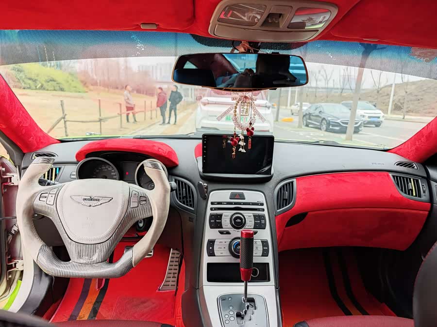 Hyundai Rohens Coupe 2011, фото 5