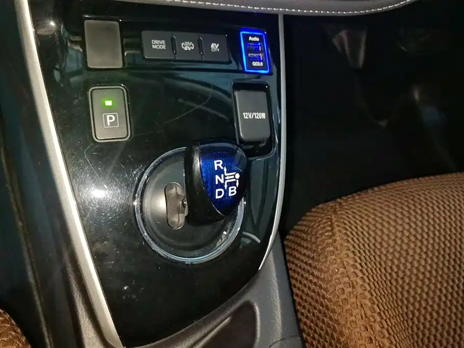 Toyota Corolla dual engine E+