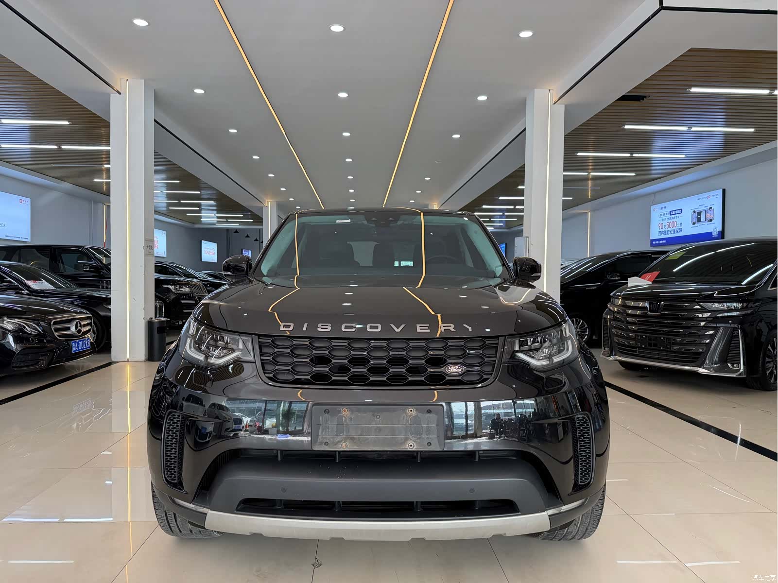 Land Rover Discovery, 2017 все фото