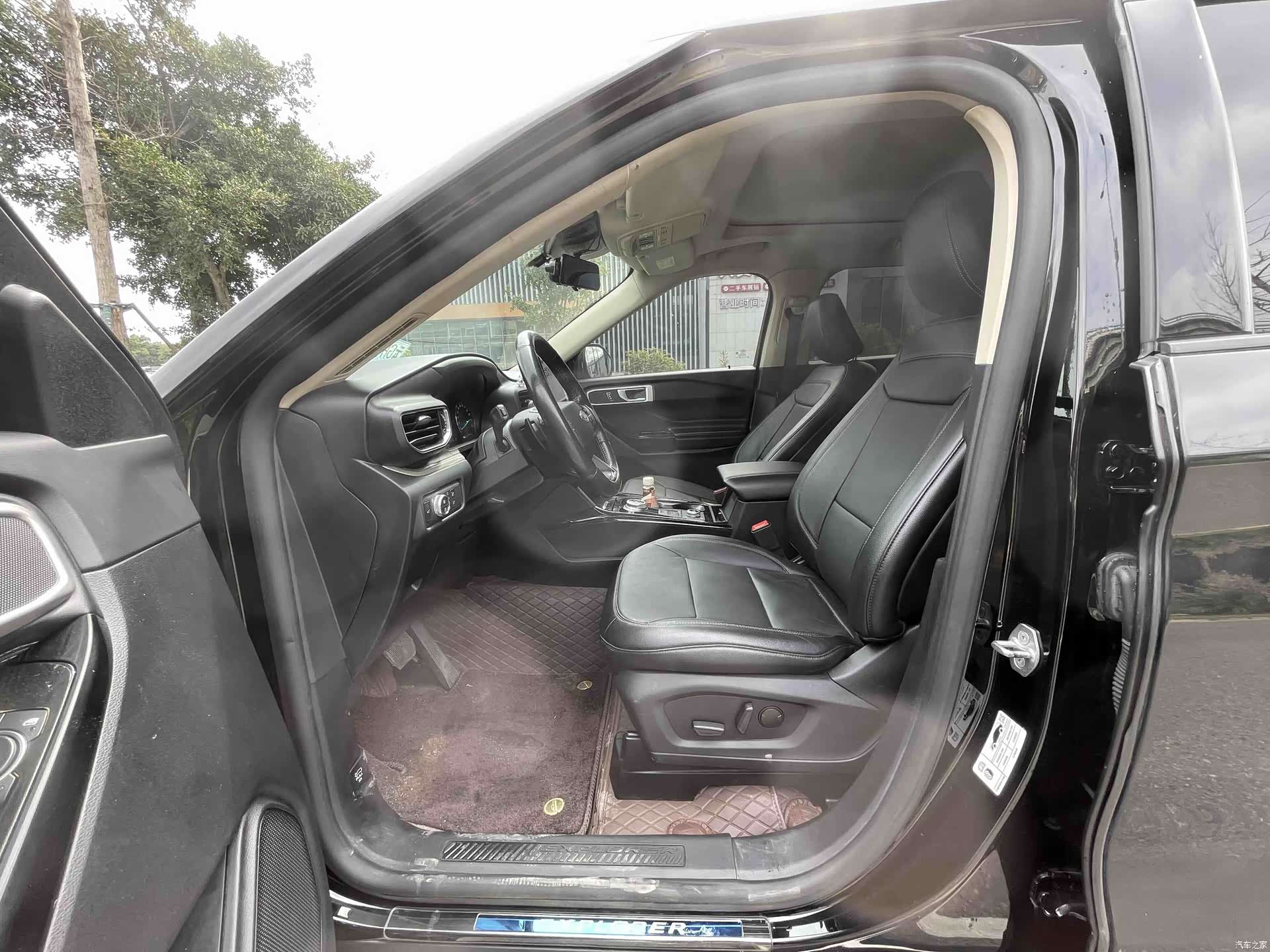 Ford Explorer, 2021 9