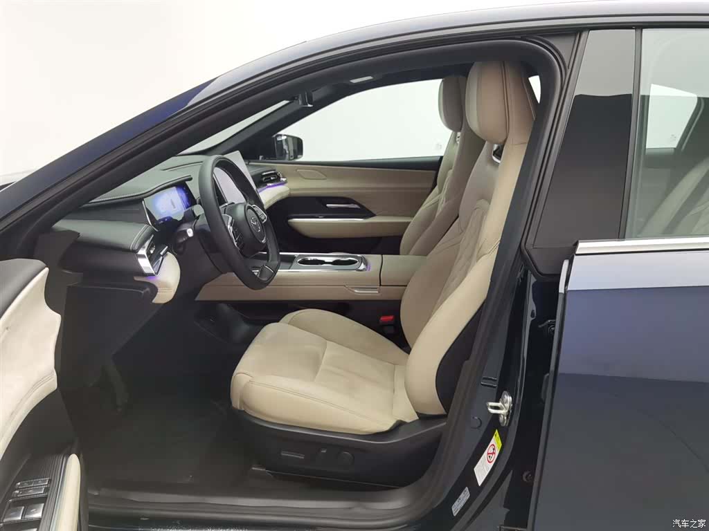 Mazda EZ-6, 2026 10
