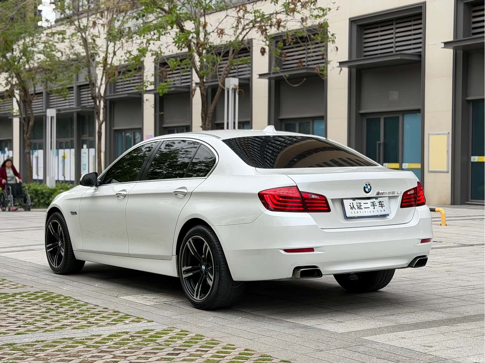 BMW 5 Series, 2015 14