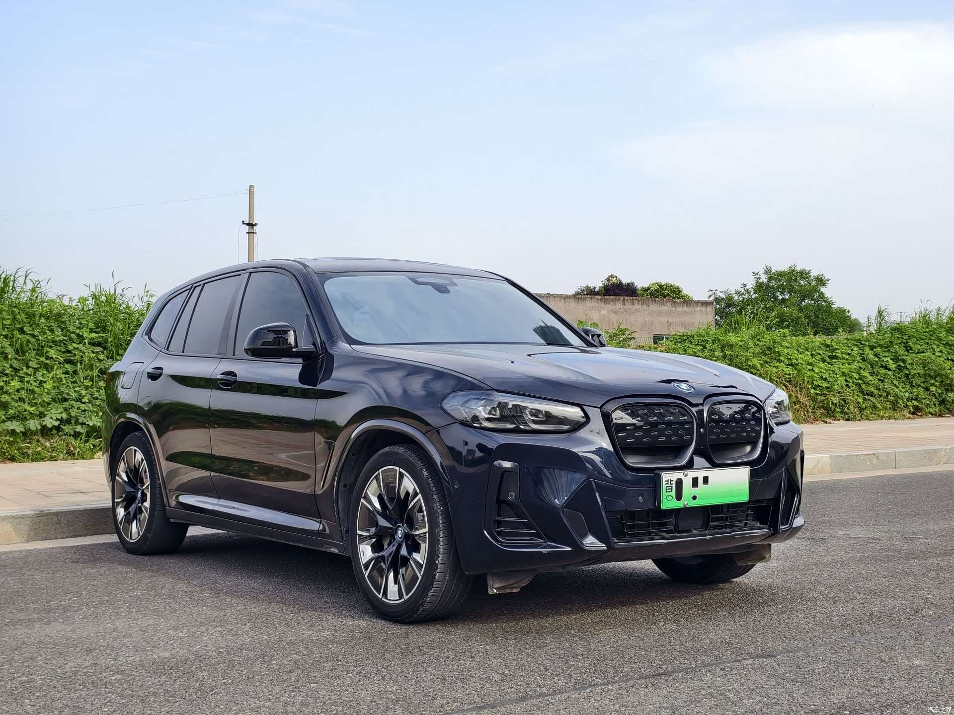 BMW iX3, 2023 3